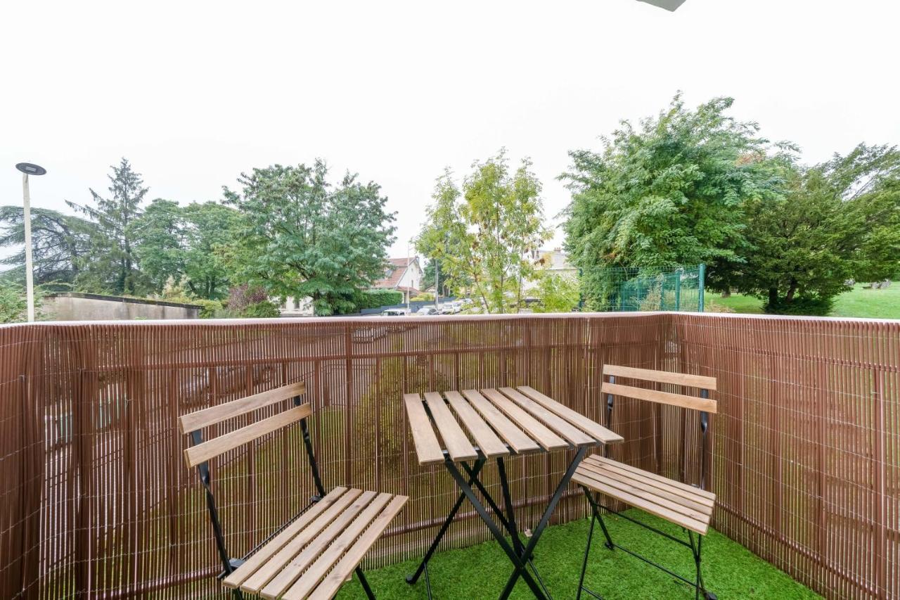 Apartament Le Petit Calypso Nancy Zewnętrze zdjęcie